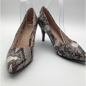 FOREVER ’Snakeskin’ Pointed Toe Short Stiletto Heels